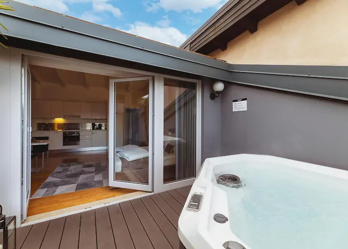 公寓 Soul Of Exclusive Jacuzzi Loft *