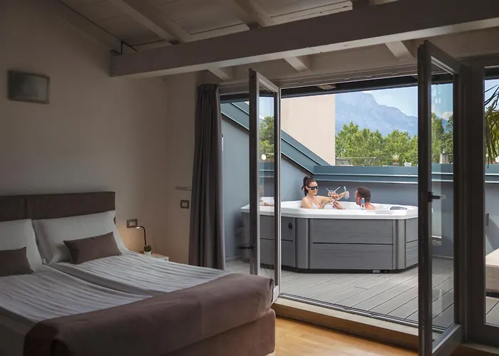 公寓 Soul Of Exclusive Jacuzzi Loft 特伦托